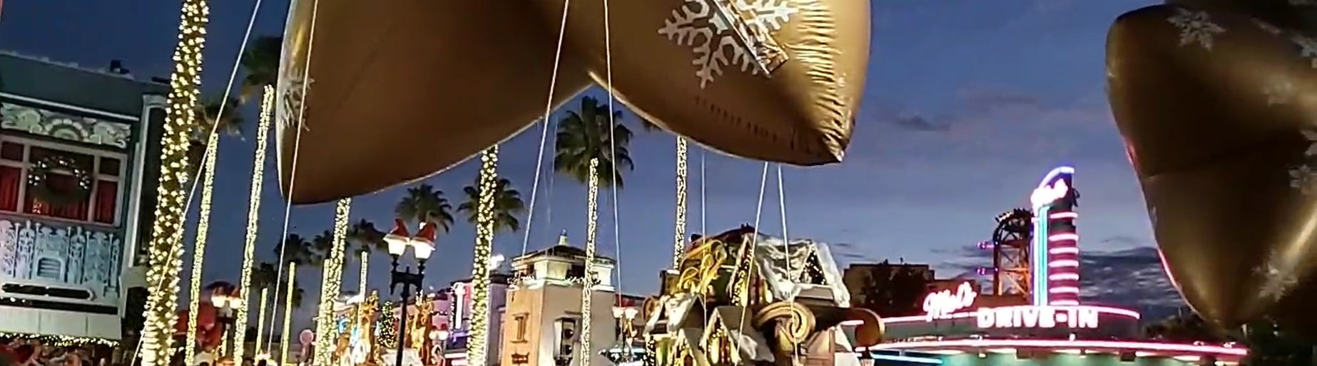 Universal's Holiday Parade featuring Macy's